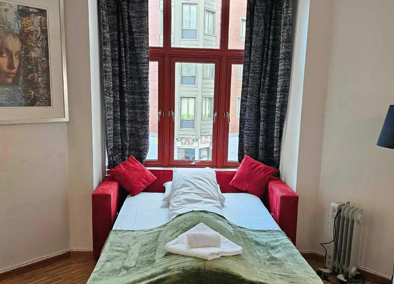 Inner City Center Bergen Apartament